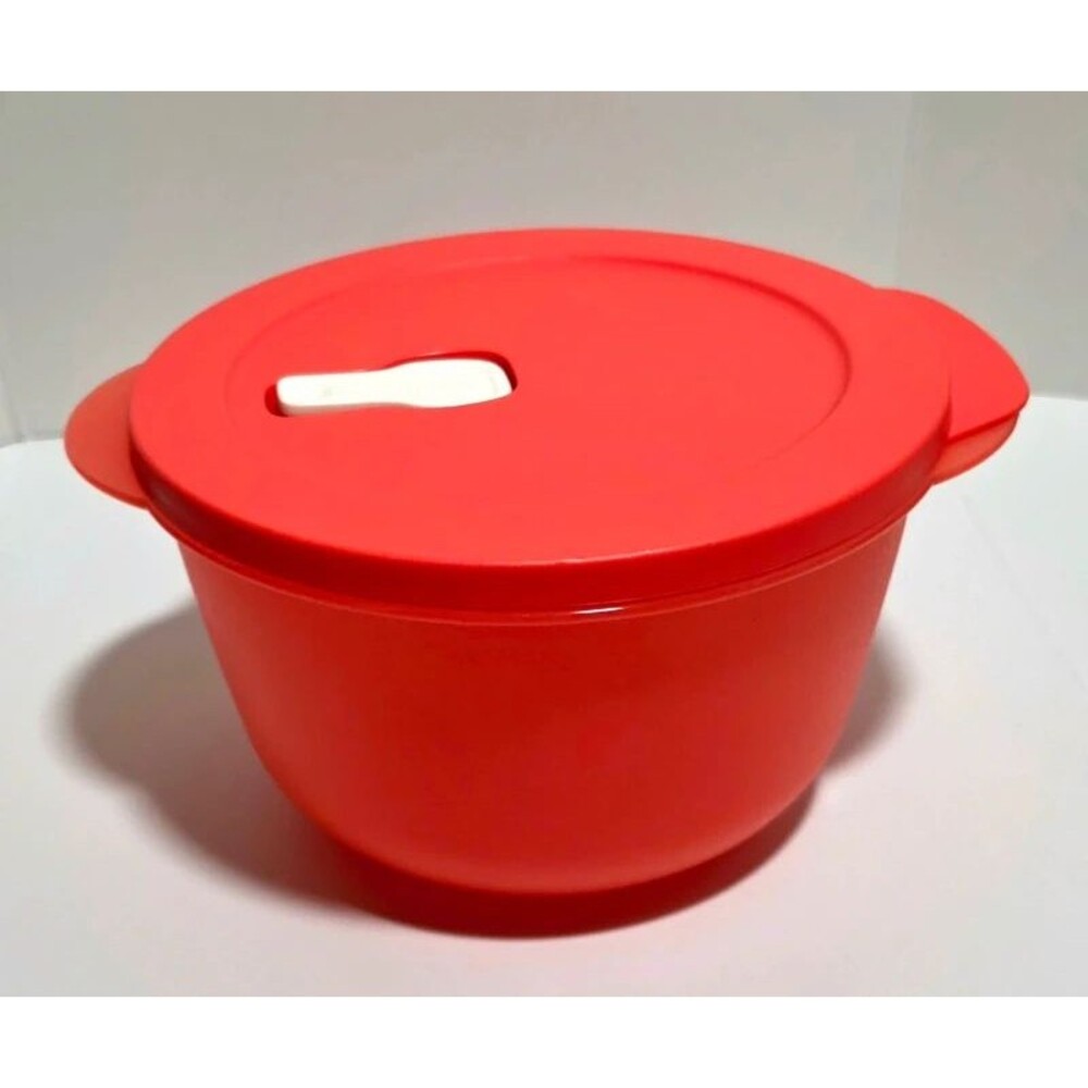 Tupperware Crystalwave microwave bowl